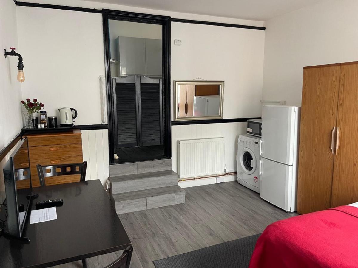 Modern Studio With Free Parking Near Sea-Station-Shops Appartement Hove Buitenkant foto